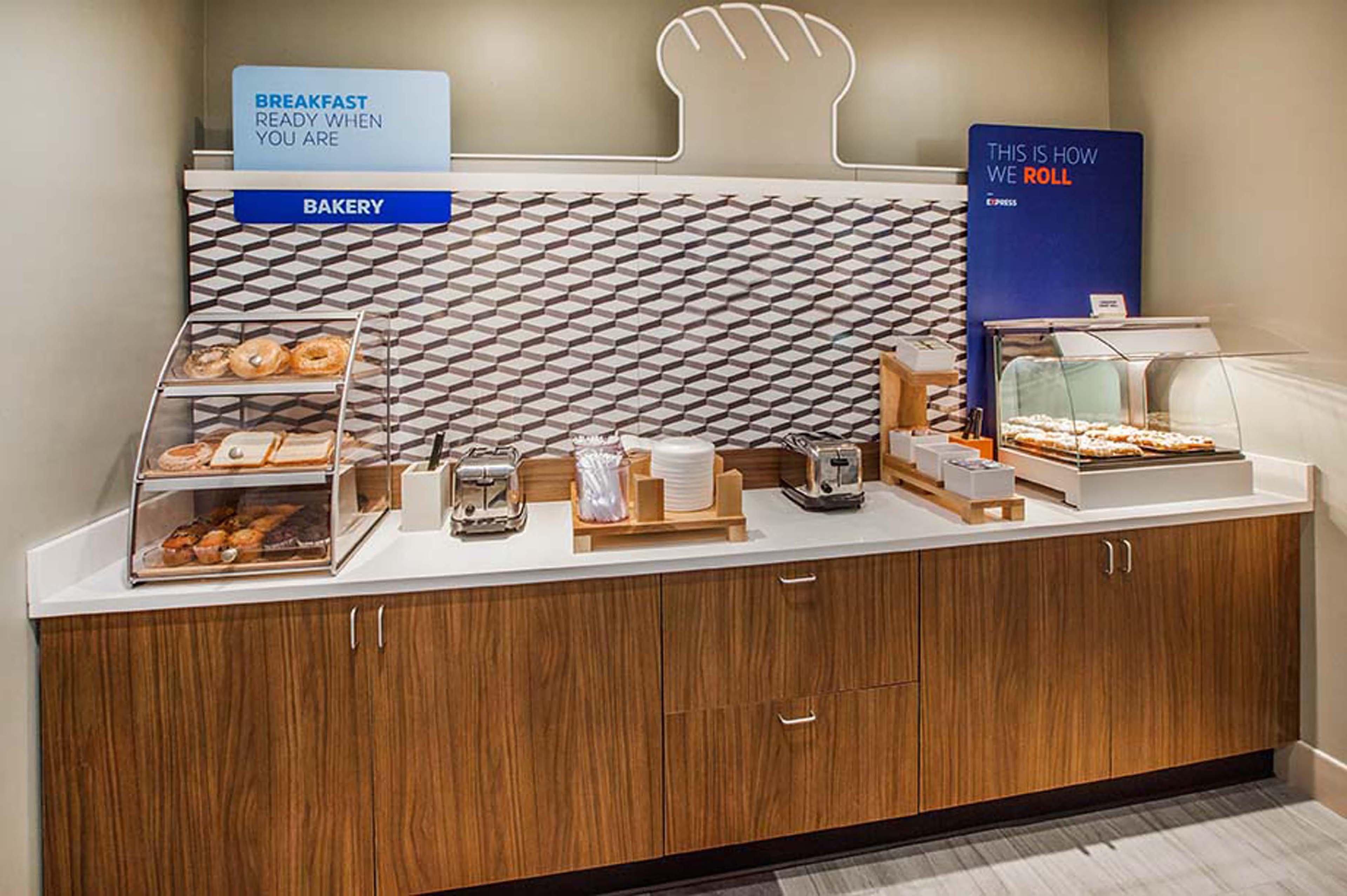 Holiday Inn Express - Allentown North By Ihg מראה חיצוני תמונה