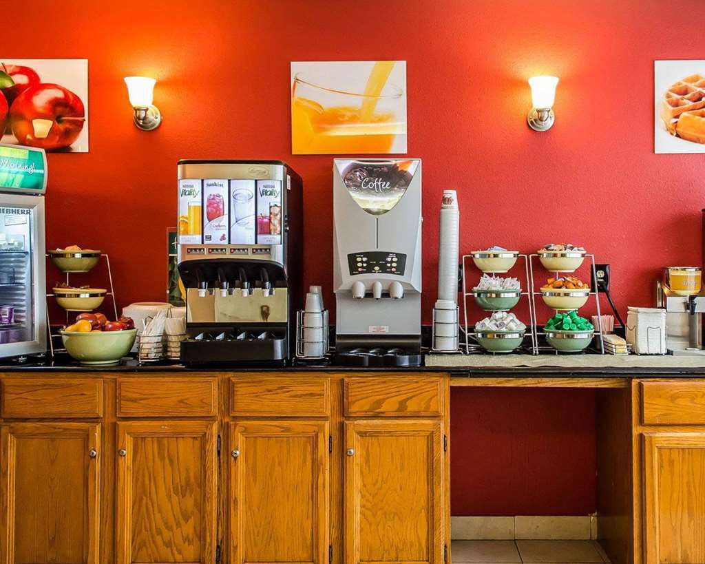 Holiday Inn Express - Allentown North By Ihg מסעדה תמונה